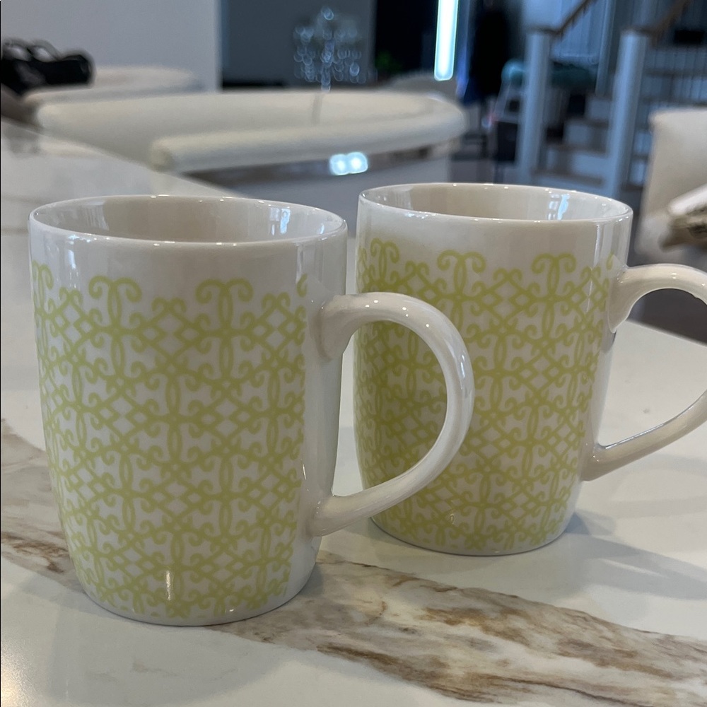 Elegant White and Yellow/Green Patterned Starbucks 11 oz porcelain Mugs 2 pieces